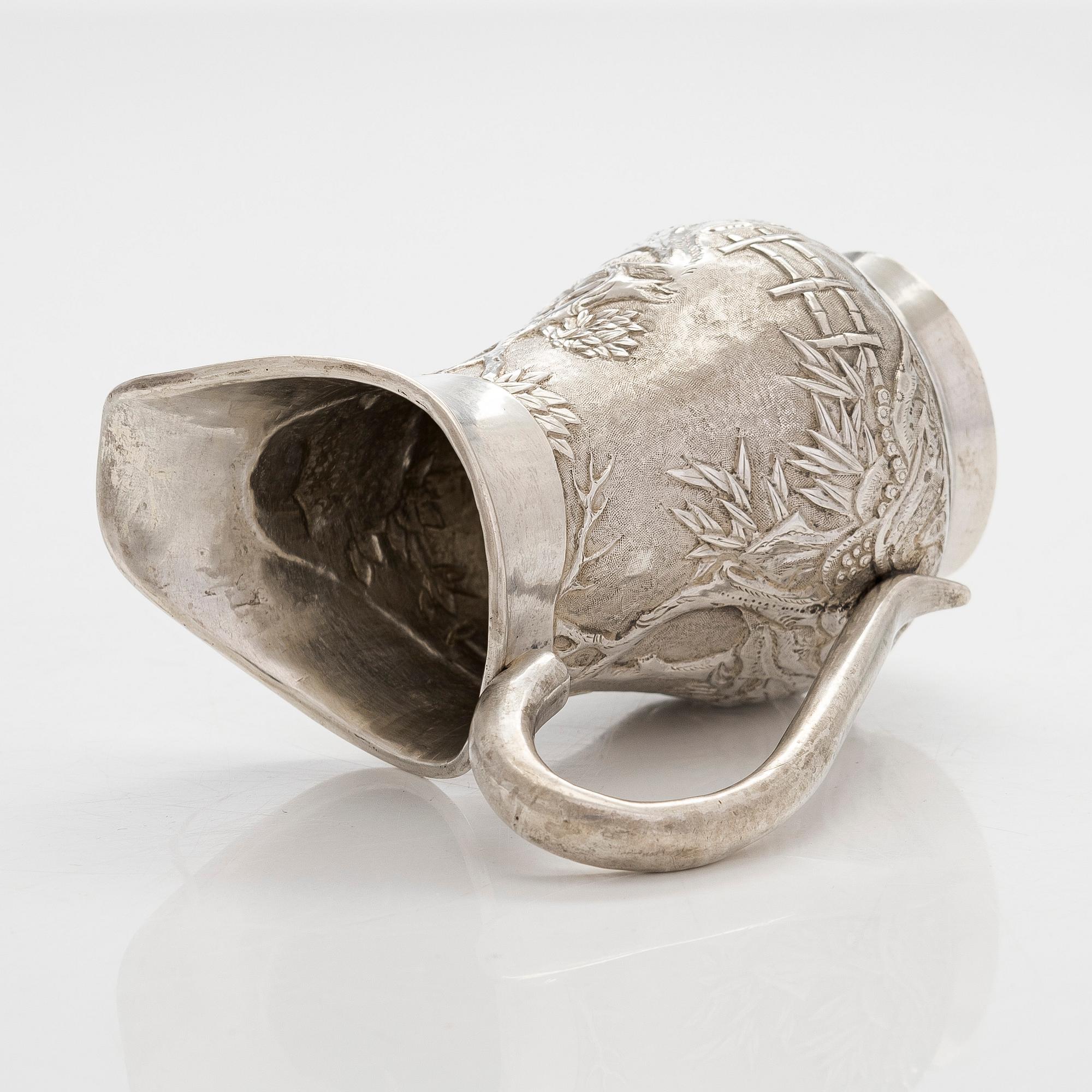 Kermakko, vientihopeaa, Cum Wo, Hongkong, 1860-1920.