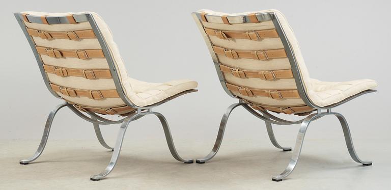 STOLAR, ett par, "Ari", Arne Norell, modellen formgiven 1966.