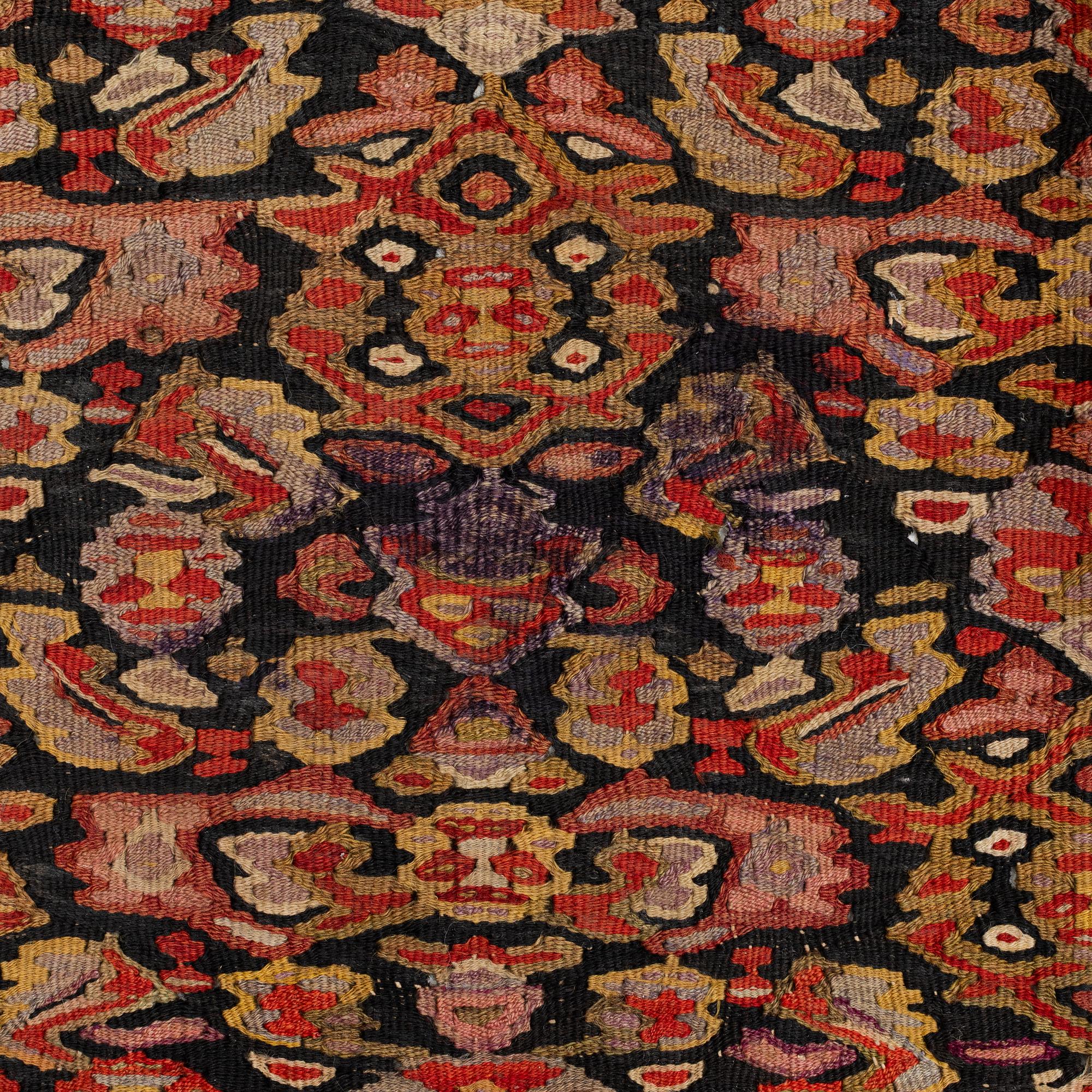 Carpet, kilim, Senneh, semi-antique. approx. 330 x 210.