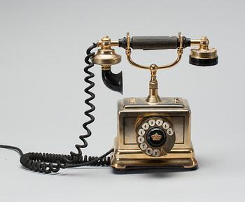 TELEFON, Kjøbenhavns Telefon Aktieselskab, Danmark. Omkring 1900.