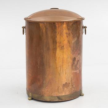 Water barrel/wood barrel, 19th Century.