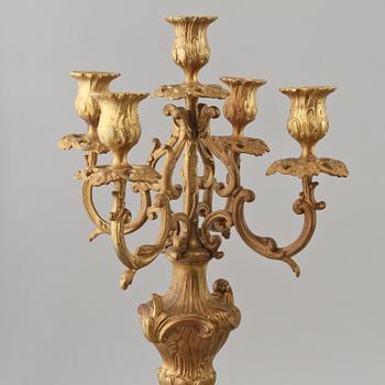 BORDSGARNITYR, 3 delar, nyrokoko, 1800-talets andra hälft.