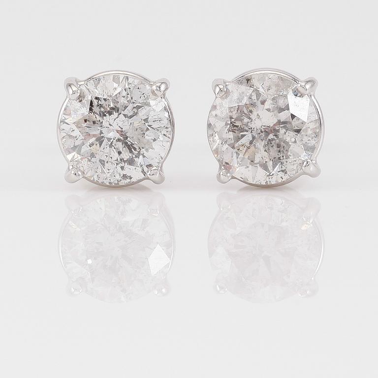 ÖRHÄNGEN, 1 par, 18K vitguld och diamanter tot ca 2.50 ct.