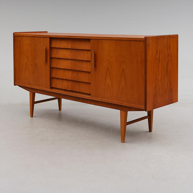 SIDEBOARD, 1900-talets andra hälft.