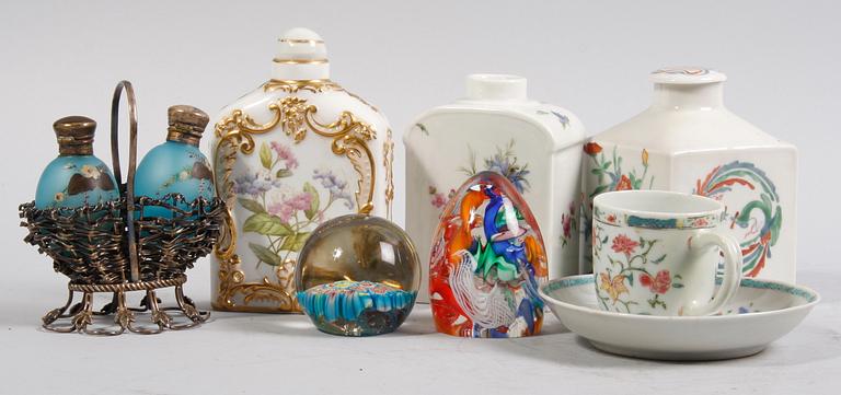 PARTI DIVERSE, 7 delar. Bl.a. flaskor i porslin.