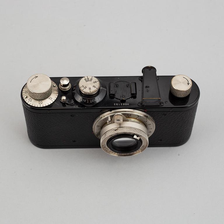 A Leica I mod C with Hektor 1:2,5 50mm.