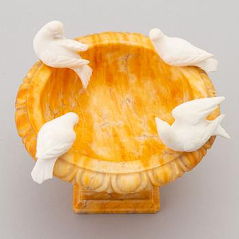 An alabaster bowl, Italy, 20th Century.