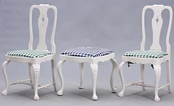 STOLAR, ett par samt TABURETT, rokokostil 1900-tal.