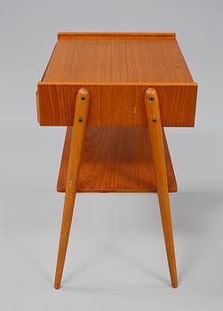 SÄNGBORD, ett par, Carlström & Co, 1900-talets andra hälft.