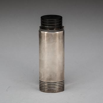 SHAKER, nysilver, Folke Ahrström, GAB, Stockholm, 1900-talets första hälft.