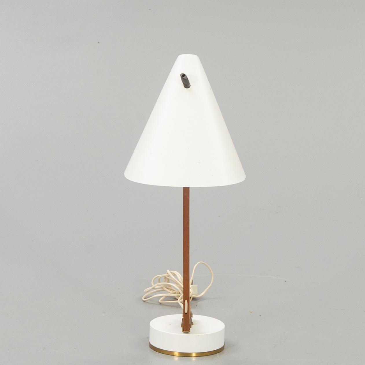 Hans-Agne Jakobsson, table lamp, "B 54", Markaryd, 1950s / 60s.
