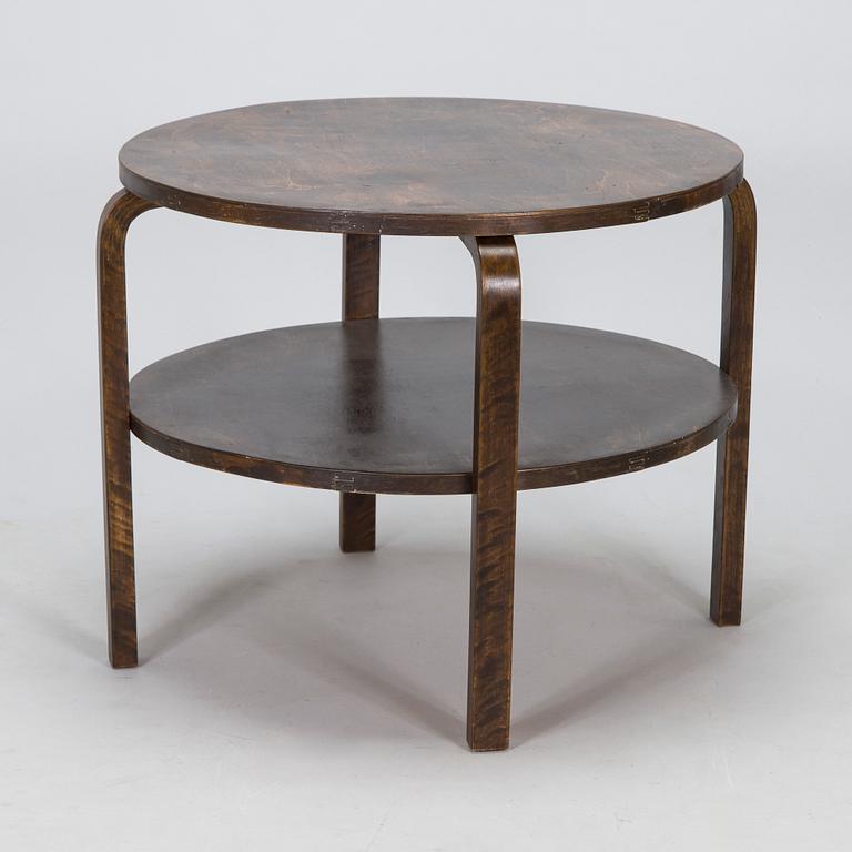 Alvar Aalto, A 1930's/1940's table, model 70 for Huonekalu- ja Rakennustyötehdas A.B. Finland.