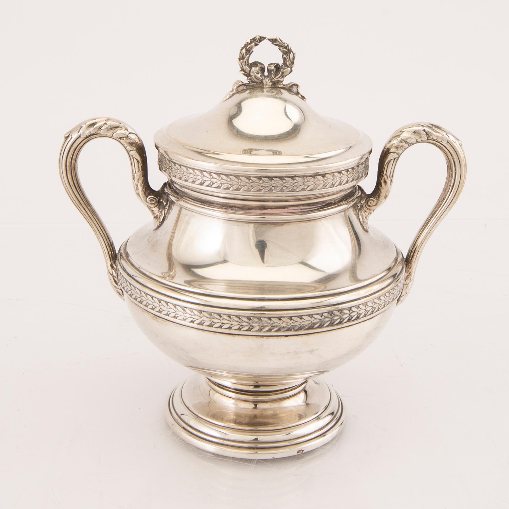 Sockerskål med lock silver 1900-talets första hälft märkt L Weber.