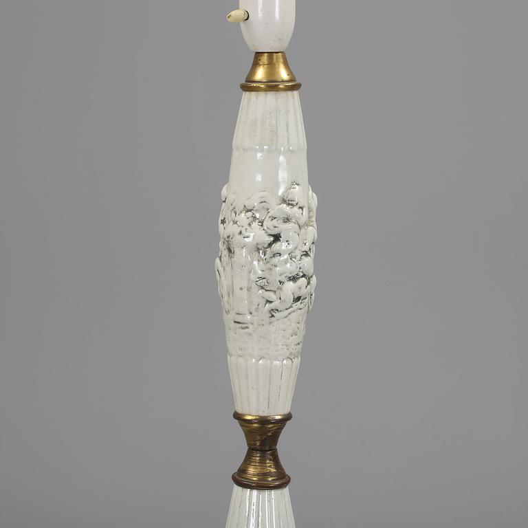 GOLVLAMPA, Italien, 1900-talets andra hälft.