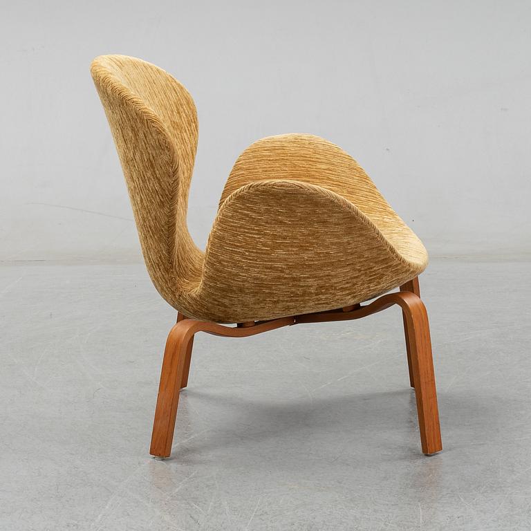 Arne Jacobsen, fåtölj, "Svanen", Fritz Hansen, Danmark.