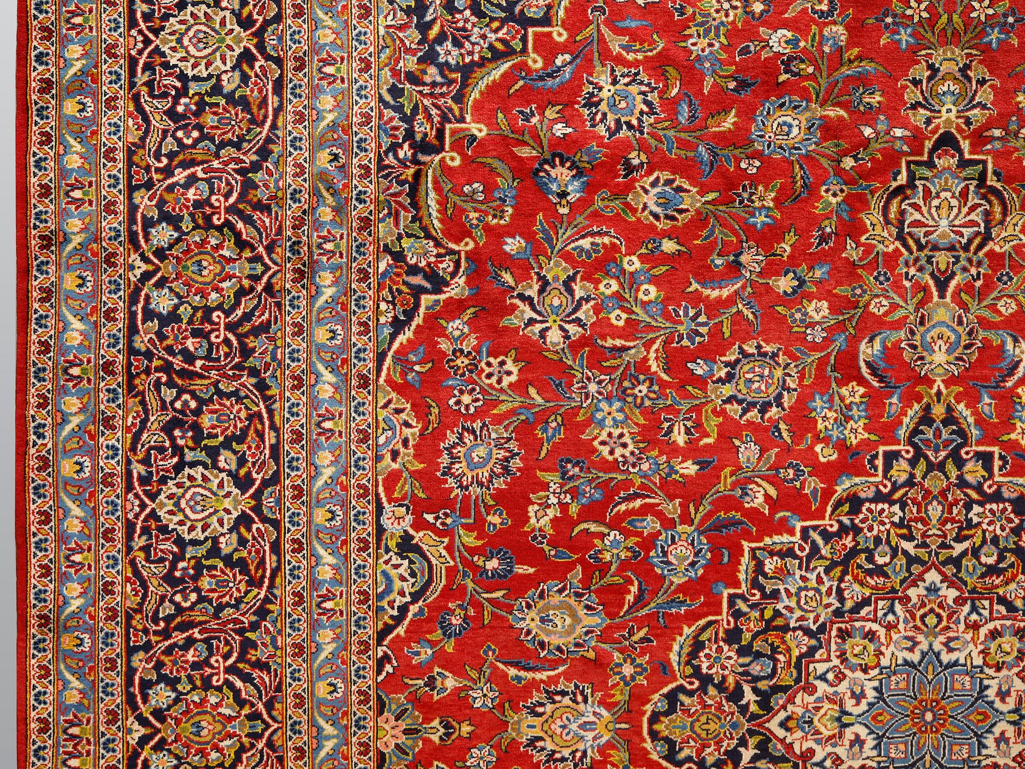 Matta, Keshan Signerad, ca 425 x 304 cm.