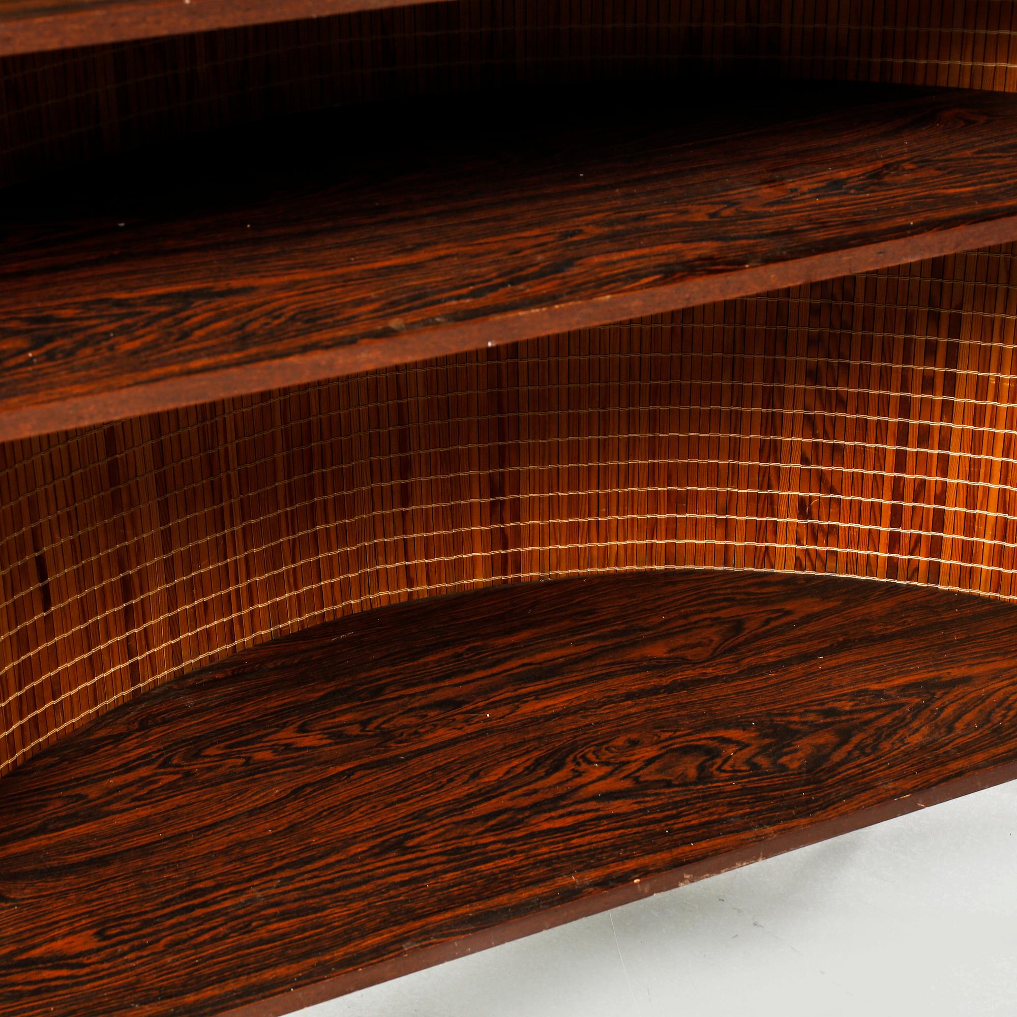 BARDISK samt BARSTOLAR, 3 st, 1950/60-tal.