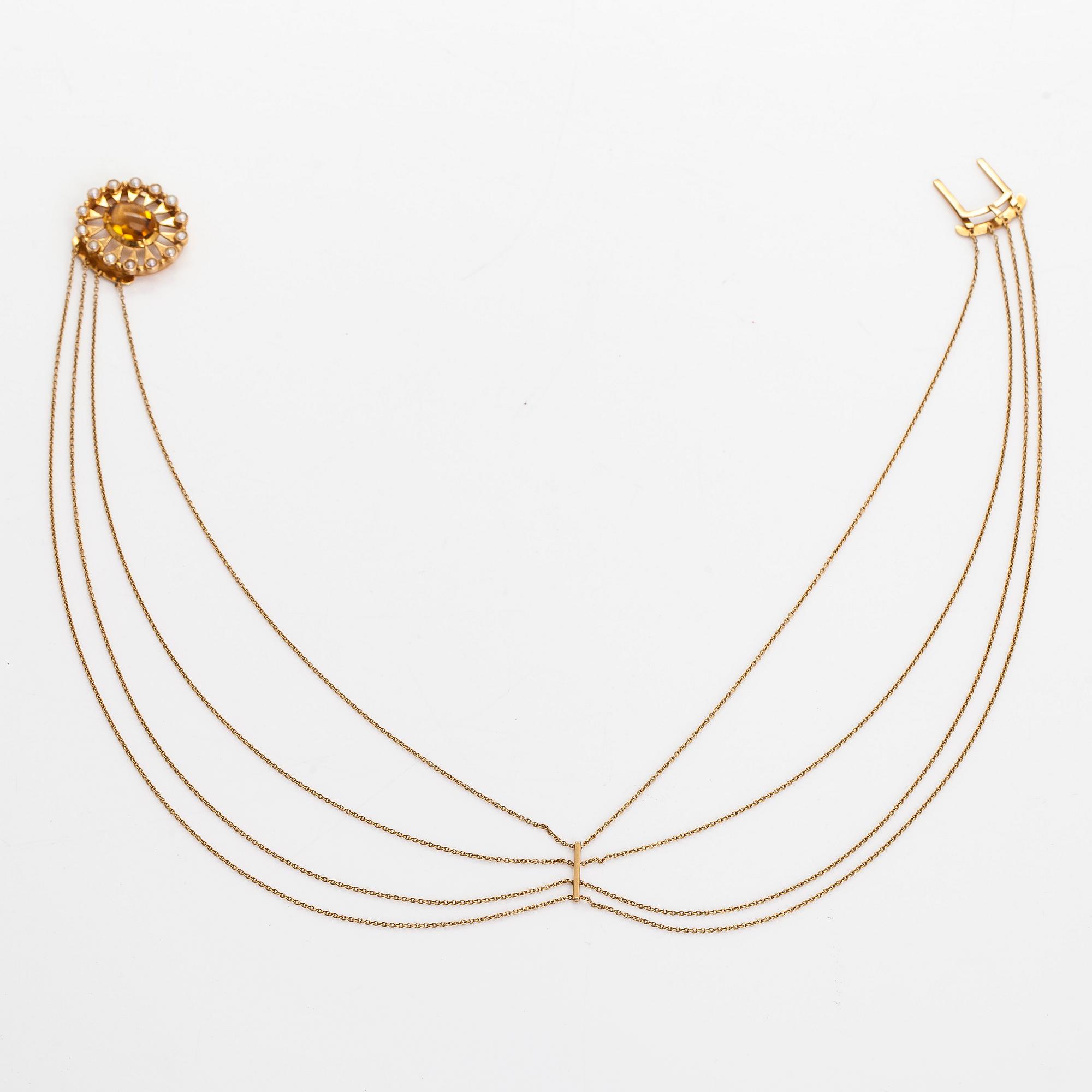 An 18K gold necklace, clasp with a citrine and pearls, Swedish hallmarks 1920.
