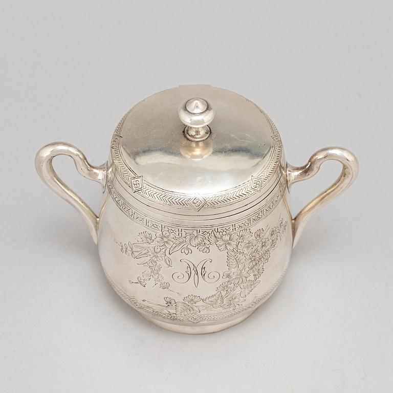 A parcel-gilt russian silver sugar bowl, Moscow 1895.