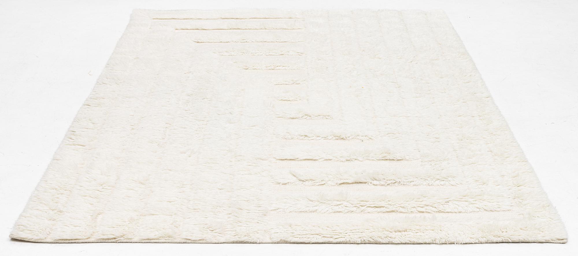 Dusty Deco, matta, "Shaggy Labyrinth", ca. 300 x 200 cm.