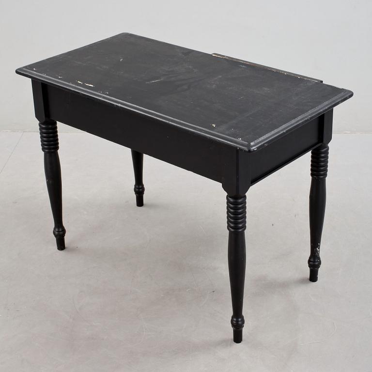 BORD, 1800/1900-tal.