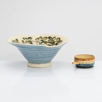 Gerda Thesleff, Two ceramic bowls, signed GT.