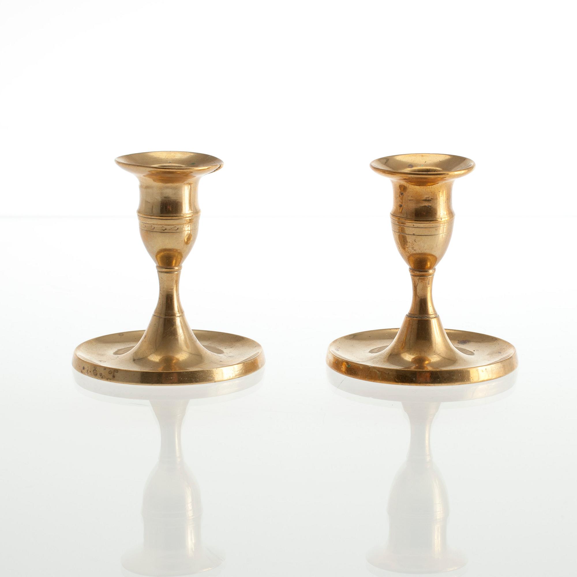 LJUSSTAKAR, ett par, mässing, Leander Helander, Kalajoki 1857.