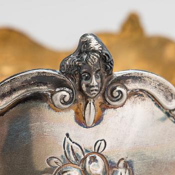 Malja, hopeaa, Elkington & Co, Birmingham 1909. Leimattu A. Tillander.