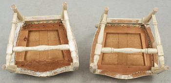 STOLAR, 2 st, snarlika, gustaviansk, 1700-tal samt gustaviansk stil 1900-tal.