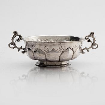 Johan Wallman, brännvinskål, silver, Varberg 1719. Barock.