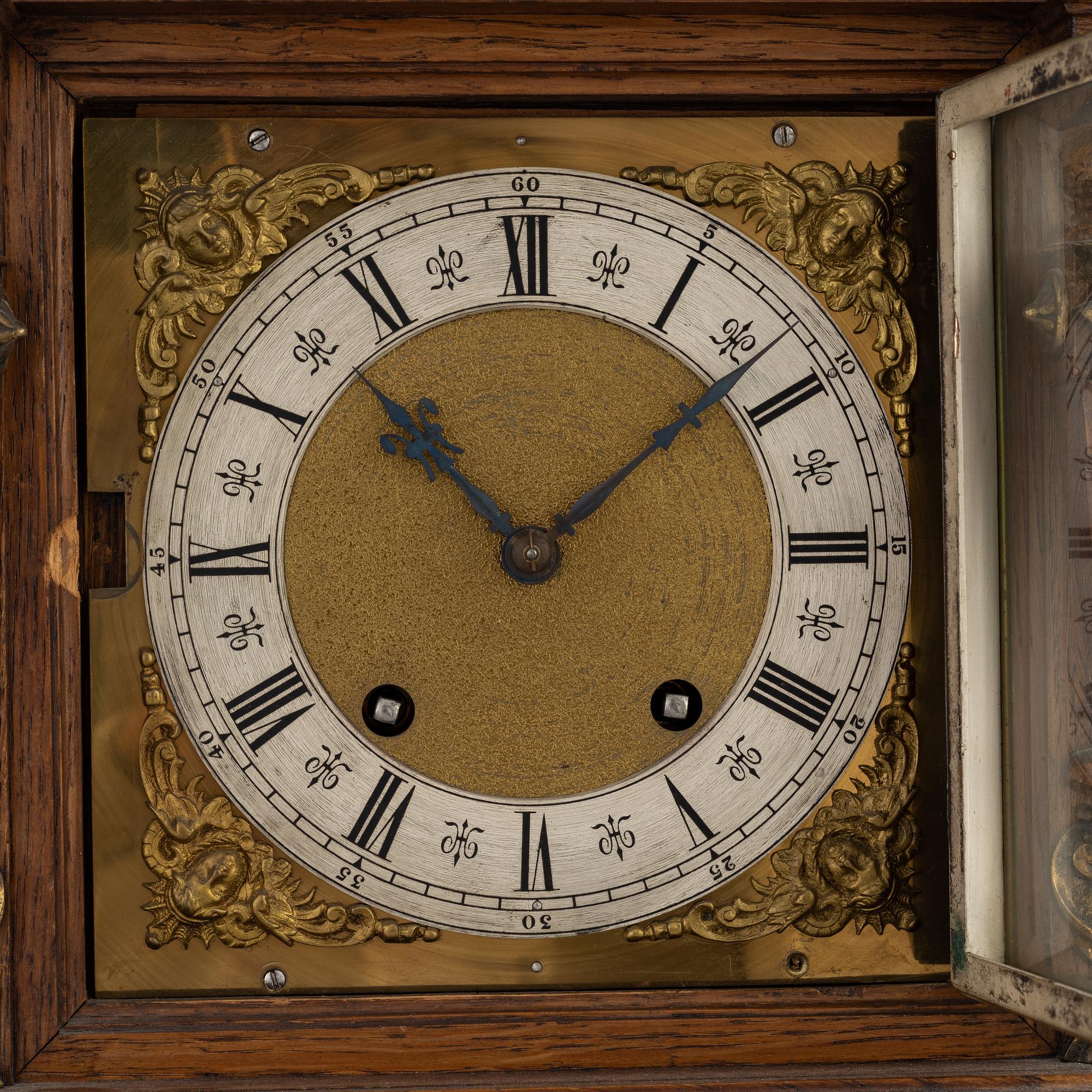 A mantle clock, Lenzkirch, Germany, late 19th century.