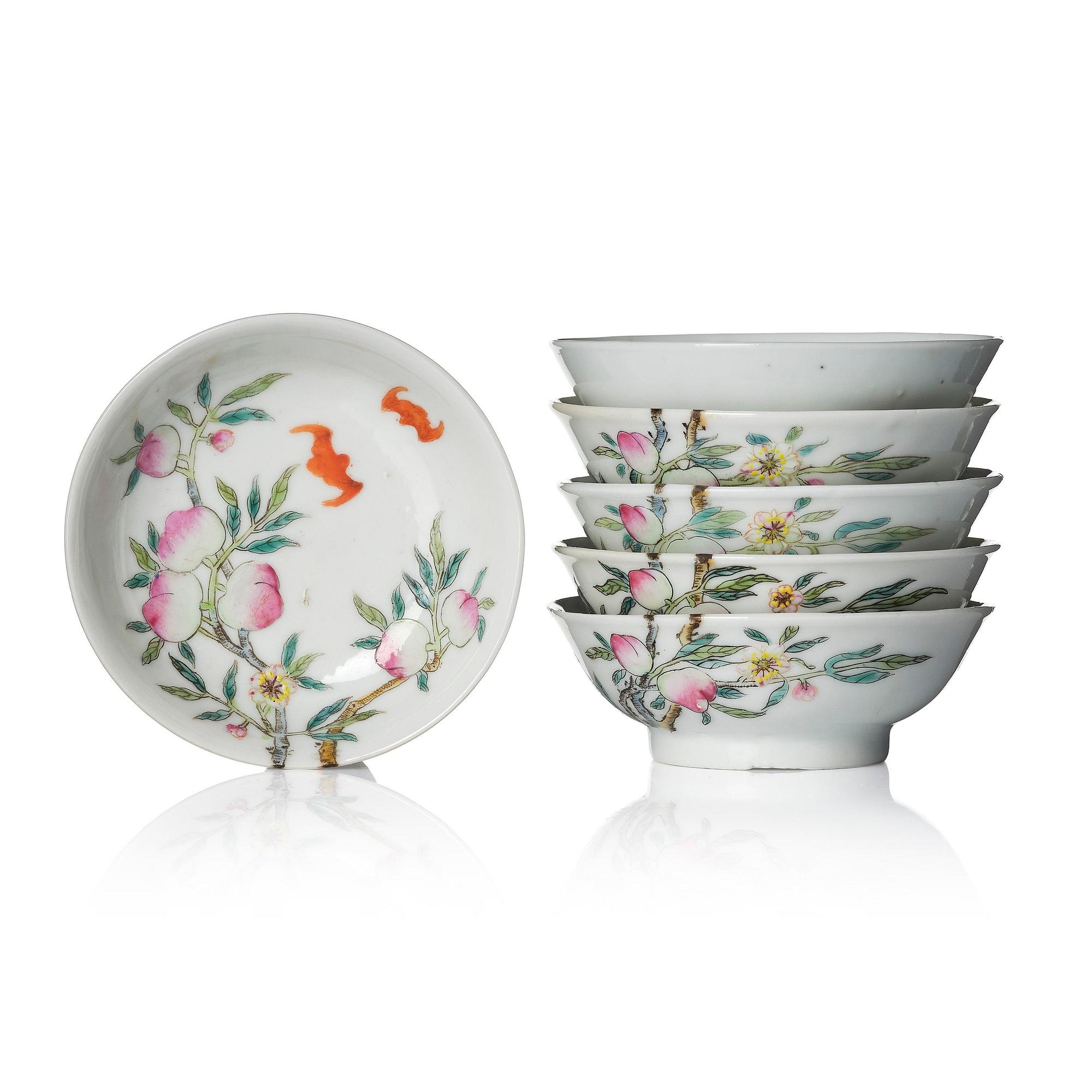 A set of six (5+1) small Chinese 'peaches' dishes, late Qing dynasty/Republic.