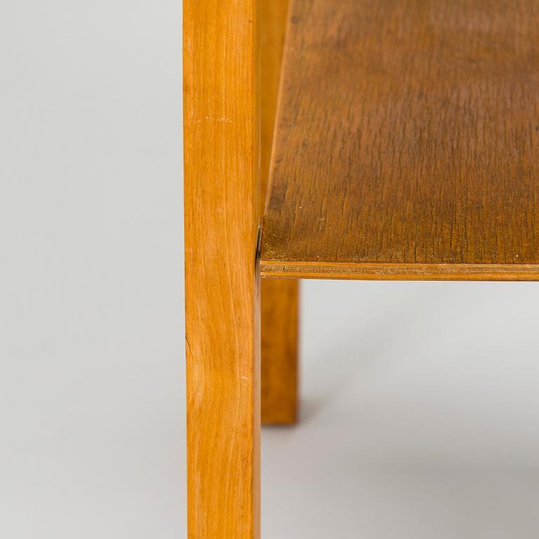 Alvar Aalto, a mid-20th century 'A86' table for O.Y. Huonekalu-ja Rakennustyötehdas A.B.