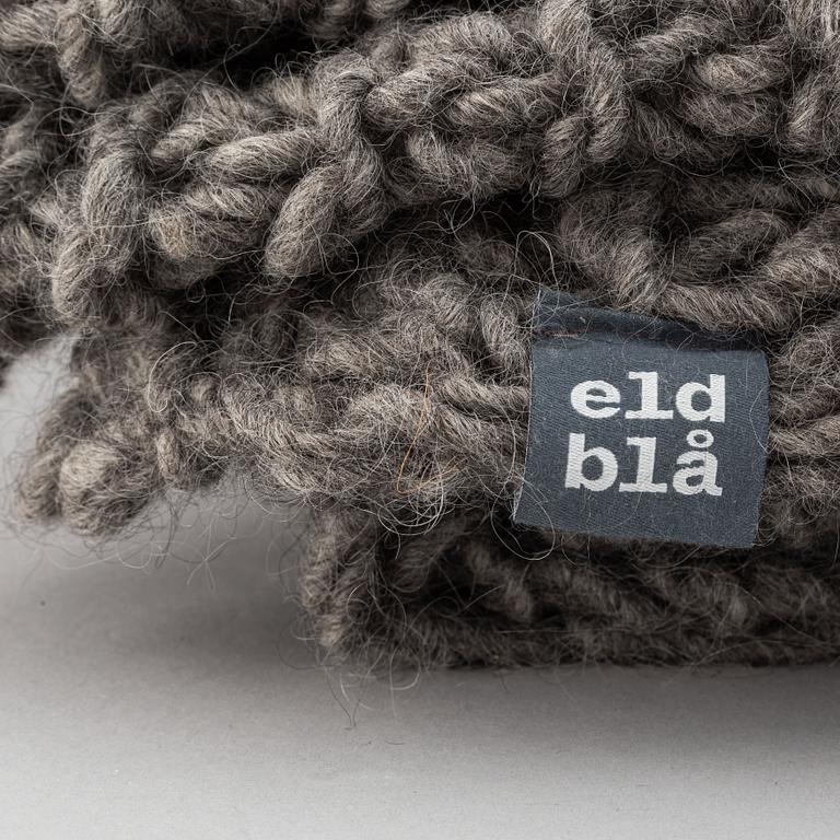 Eldblå, filt/överkast, Gotlandic wool.