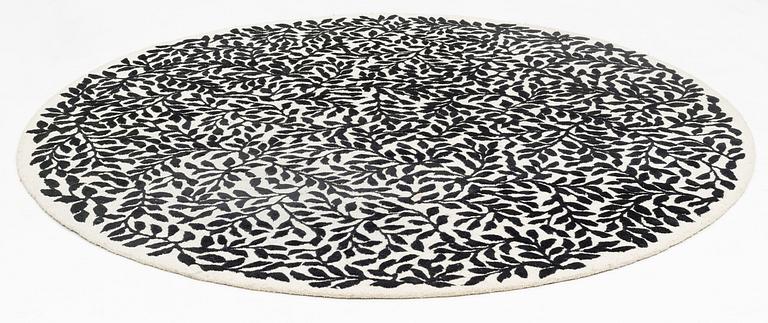 Christian Lacroix, matta, handtuftad, "Bousquet Carbone", ca 250 cm.