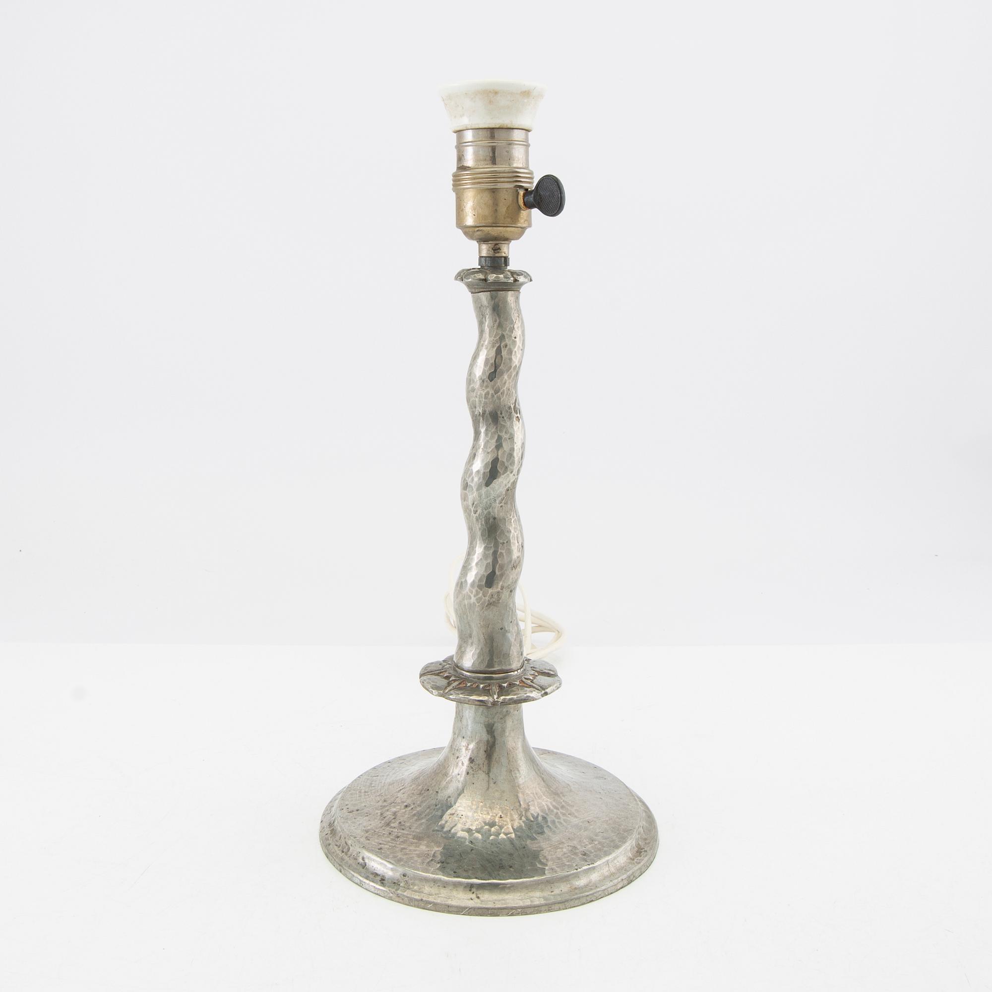 Harald Notini, bordslampa, modell "8891", Arvid Böhlmarks Lampfabrik, 1920-tal.