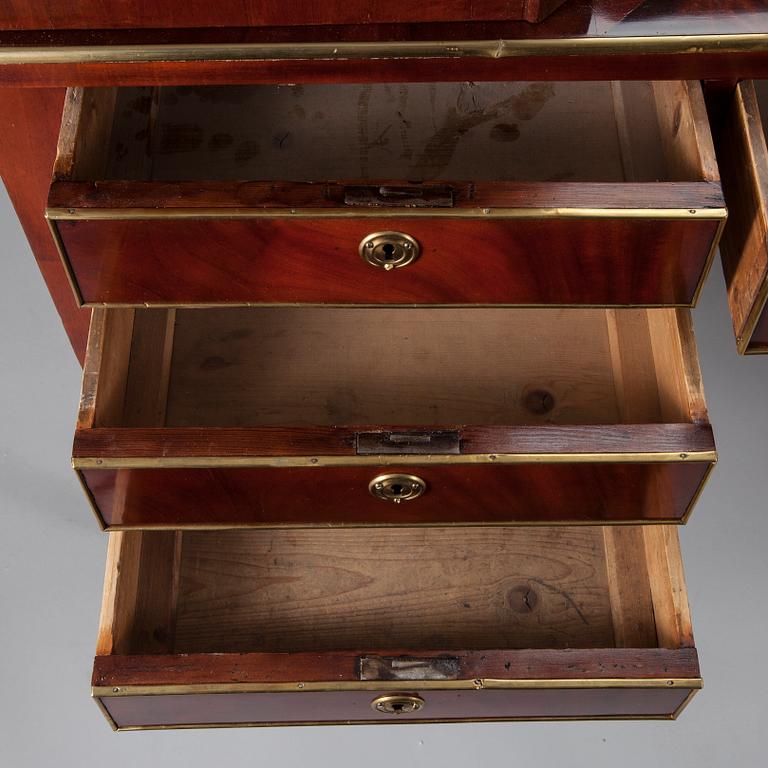 SKRIVBORD, sengustaviansk stil, 1800-talets senare hälft.