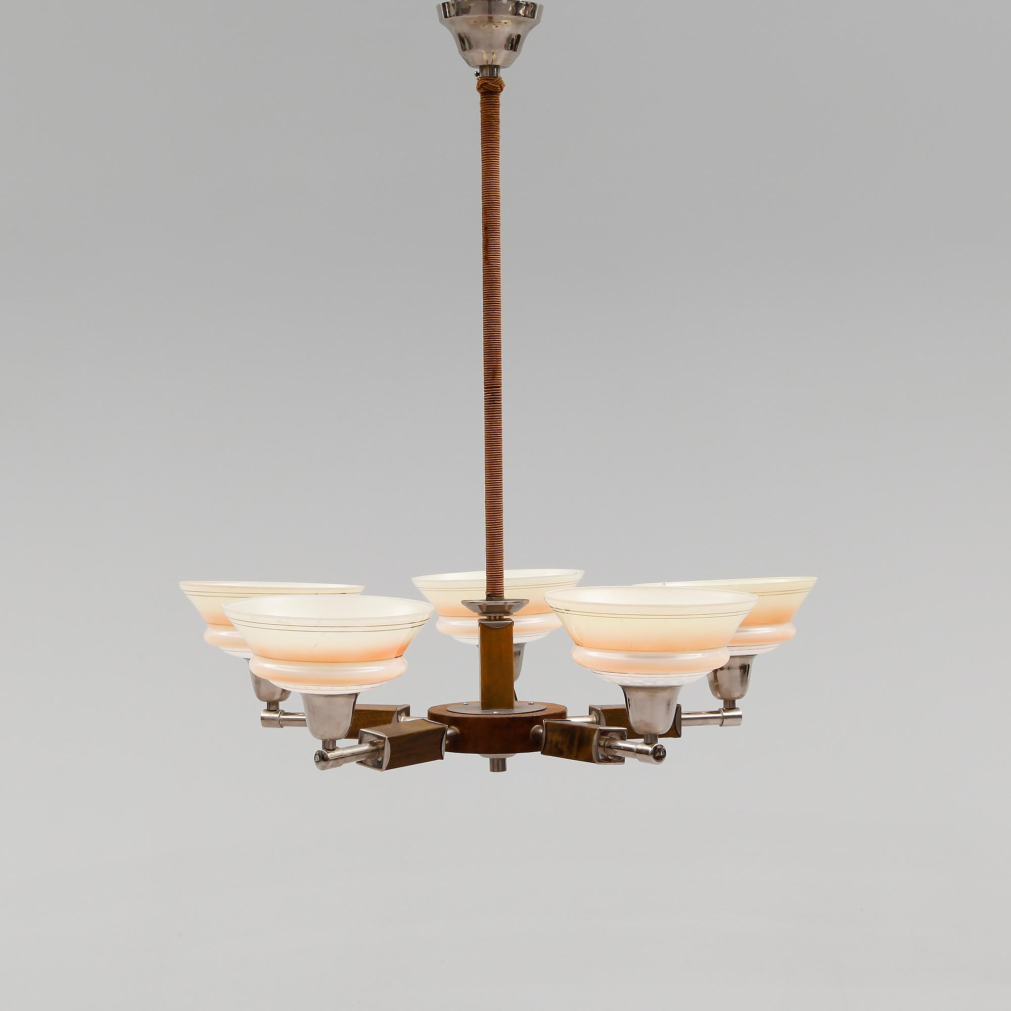 TAKLAMPA, 1900-talets första hälft. Höjd 68 cm.
