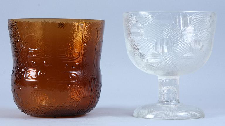 SKÅLAR, 2 st, glas, bl.a. Arabia Wärtsilä AB, Finland, 1900-talets andra hälft.