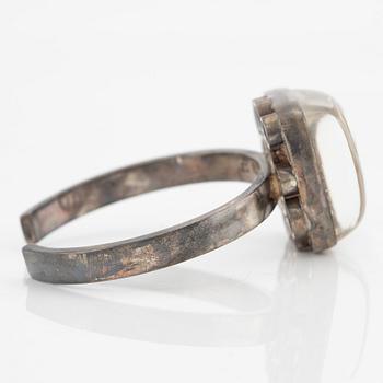 Cecilia Johansson, silver bangle with rock crystal.