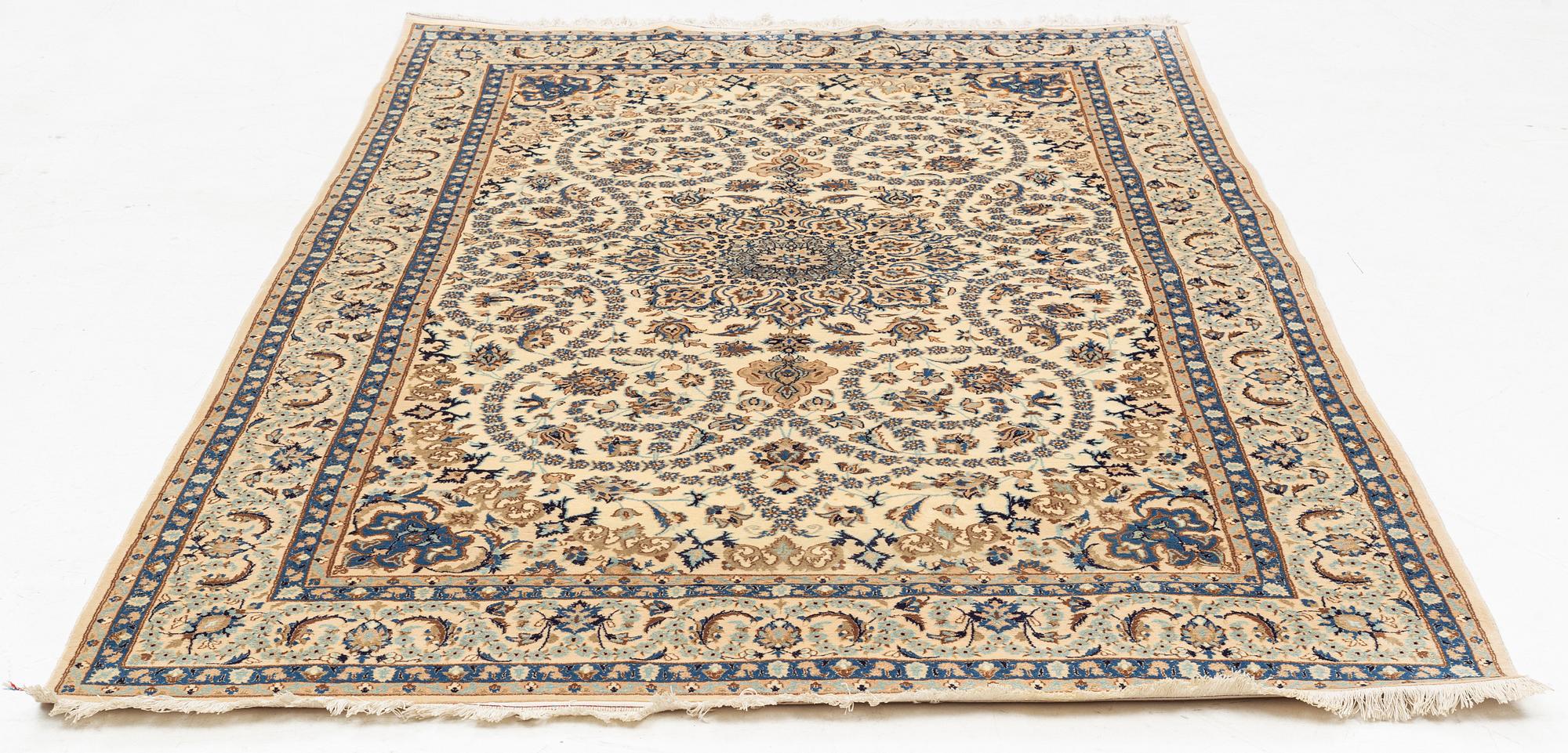 Rug, Nain, Approx. 268 x 170 cm.