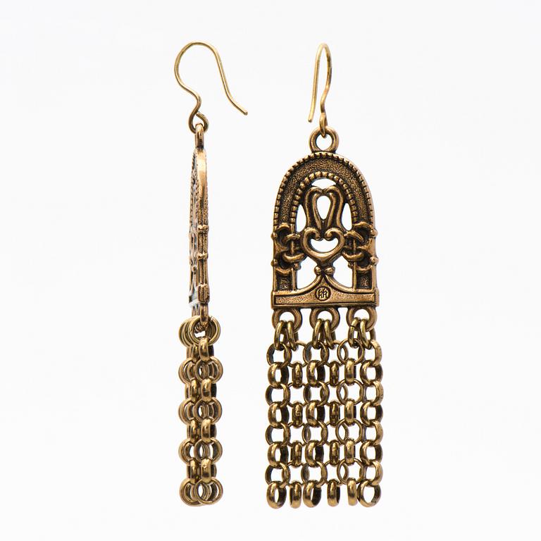 A NECKLACE, A BRACELET and A PAIR OF EARRINGS, bronze. "Hämäläinen juhlakääty" Kalevala Koru.