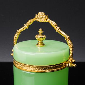 A FRENCH GLASS BOX, first half of 20th century.