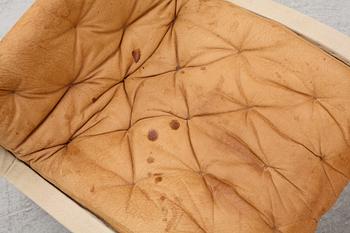 Bruno Mathsson, fåtölj med fotpall, "Pernilla", Dux.