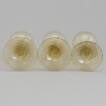 12 pcs of 20th century glasses.