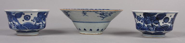 SKÅLAR 3 st. porslin, Kina, 1800-tal.