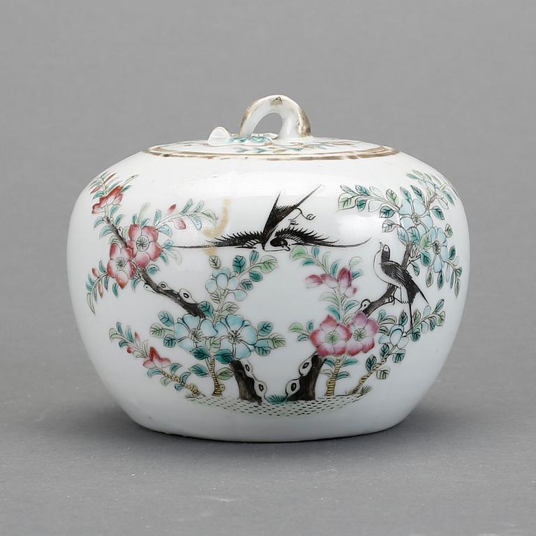 BOJAN med LOCK, porslin, Kina, 1800-tal.