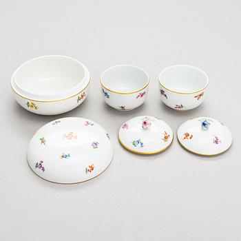 A 38-piece Meissen porcelain coffee set. 20th century.