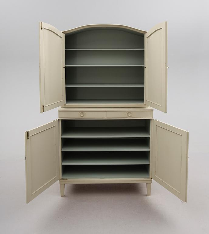SKÅP, "Herrgården", Carl Malmsten, Bodafors, 1960-tal.