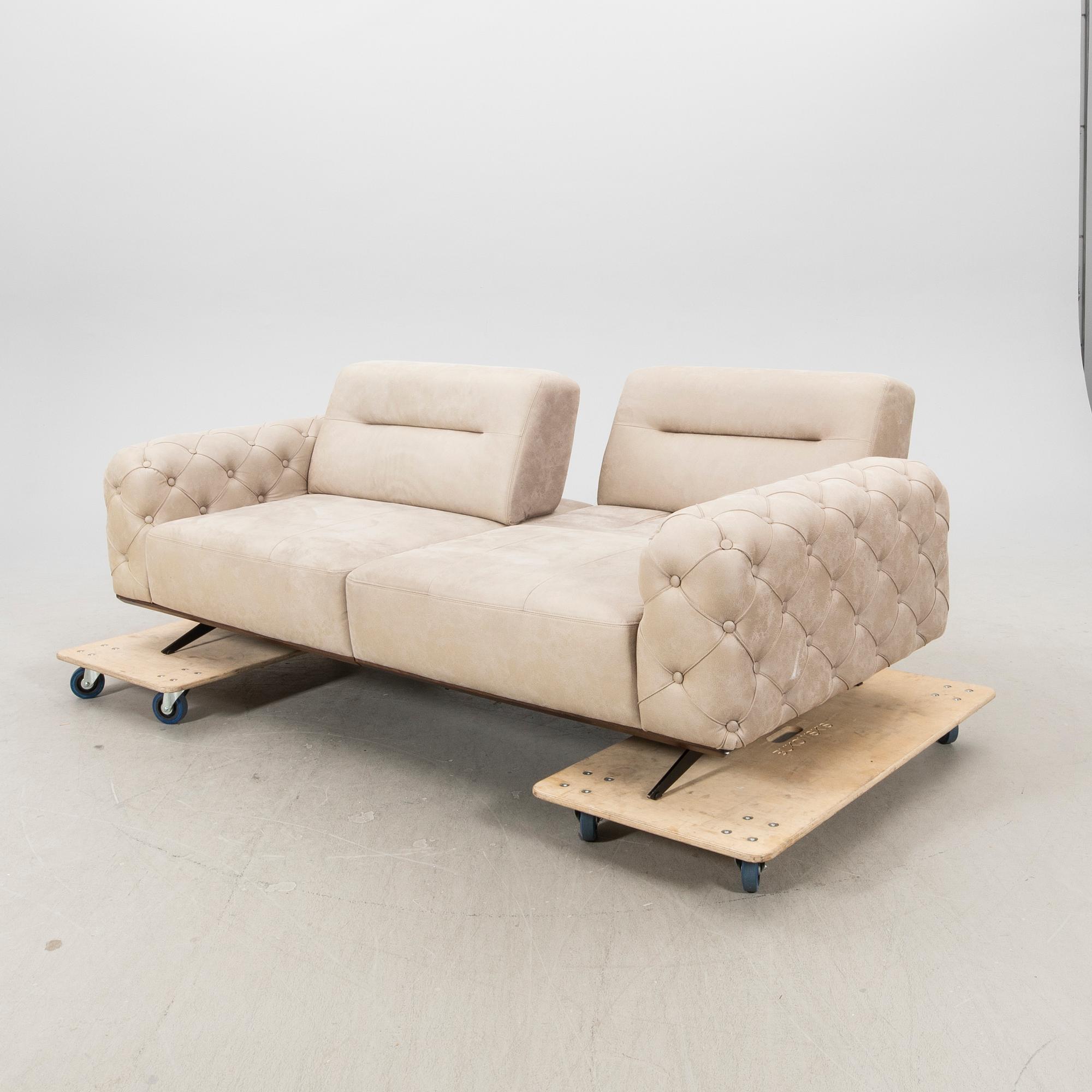 Sofa Saloni Gallardo 21st Century.